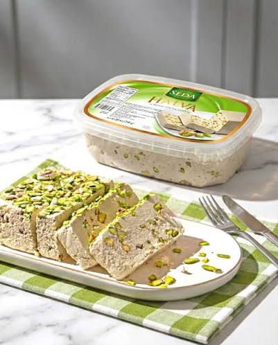 Pistachio Halva โ ุญูุงูุฉ ุทุญูููุฉ ุจุงููุณุชู available at Hana Market